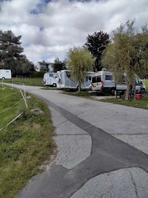 Einem Ort wurde ein Foto hinzugefügt