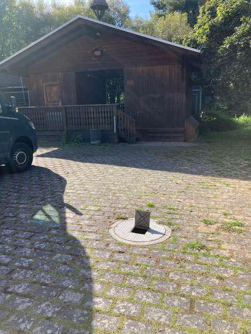 Einem Ort wurde ein Foto hinzugefügt