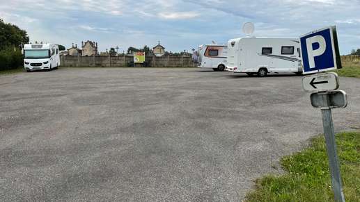 Added a photo to a location