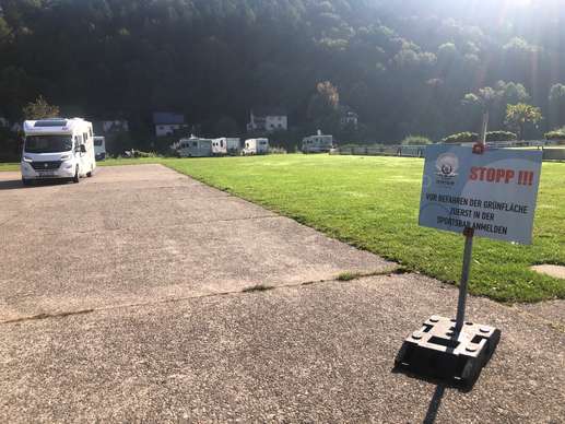 Einem Ort wurde ein Foto hinzugefügt