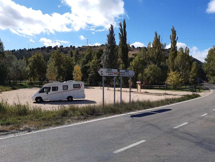 Area Servicio Autocaravanas Huerta de Rey