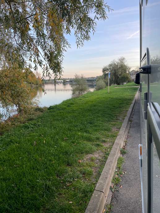 Een foto toegevoegd aan een locatie