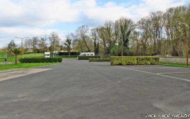 Camping-car park de Saint-Genis-de-Saintonge