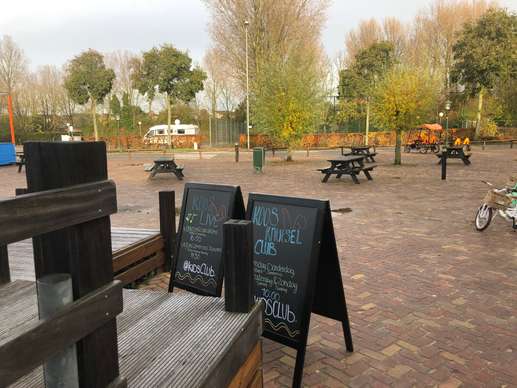 Een foto toegevoegd aan een locatie