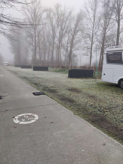 Einem Ort wurde ein Foto hinzugefügt
