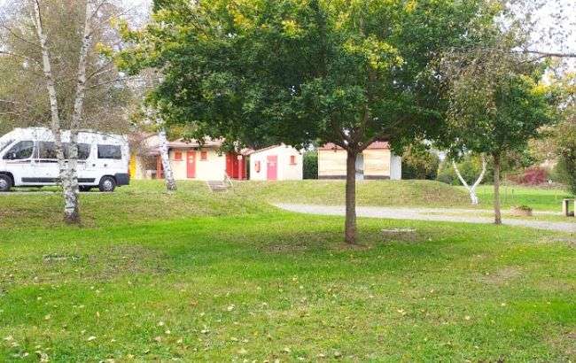 Camping-Car Park de Brassac-les-Mines, L'Insolite