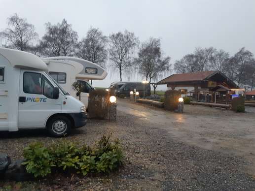 Einem Ort wurde ein Foto hinzugefügt