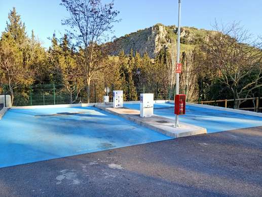 Added a photo to a location