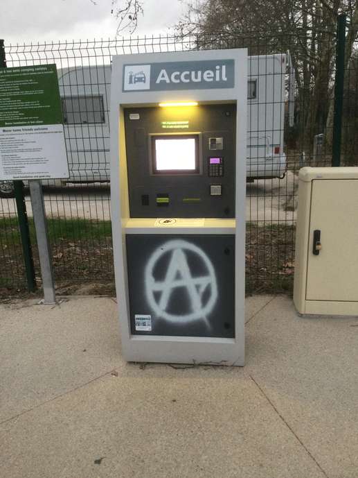 Einem Ort wurde ein Foto hinzugefügt