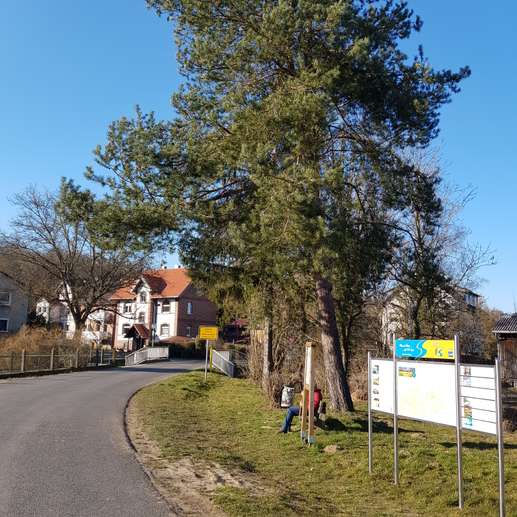 Einem Ort wurde ein Foto hinzugefügt