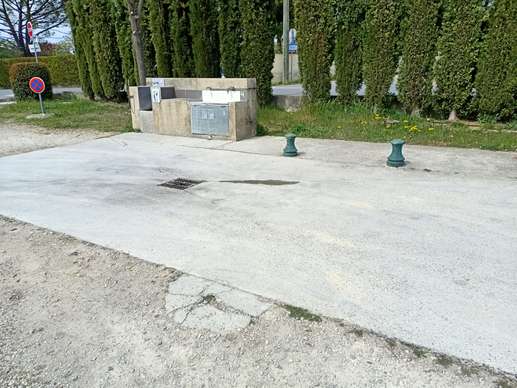Added a photo to a location