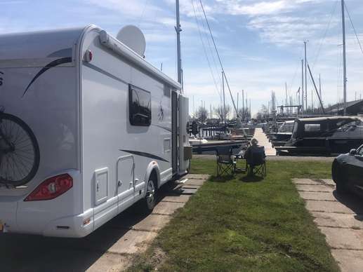 Een foto toegevoegd aan een locatie