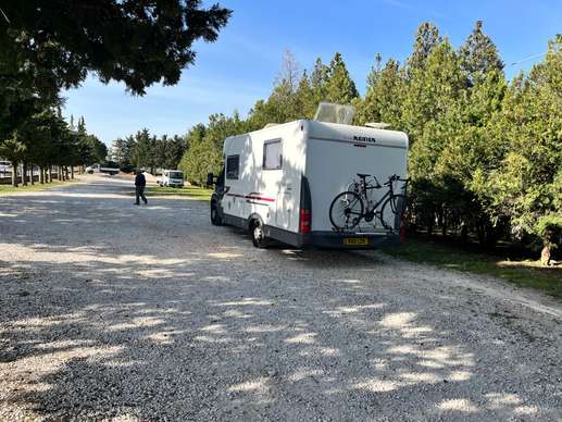 Een foto toegevoegd aan een locatie