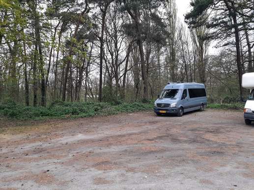 Einem Ort wurde ein Foto hinzugefügt