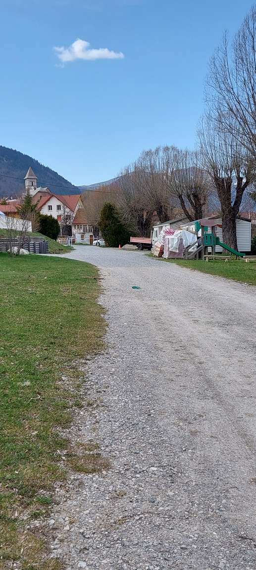 Einem Ort wurde ein Foto hinzugefügt