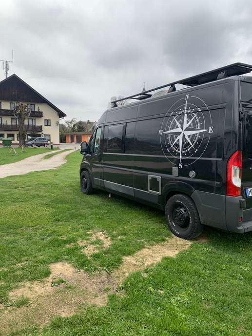 Een foto toegevoegd aan een locatie