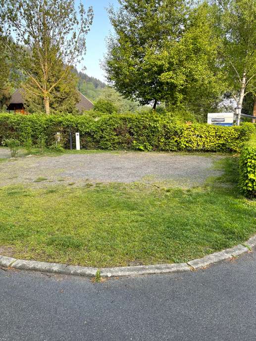 Einem Ort wurde ein Foto hinzugefügt