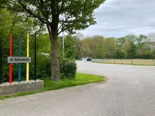 Einem Ort wurde ein Foto hinzugefügt