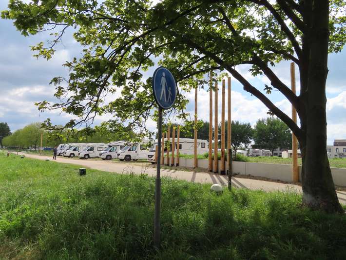 Camperplaats 't Eiland, Sas van Gent 