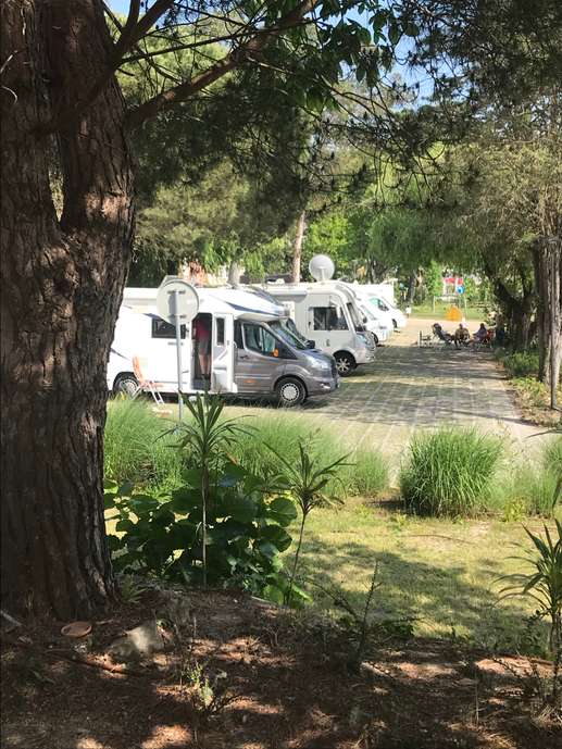 Een foto toegevoegd aan een locatie