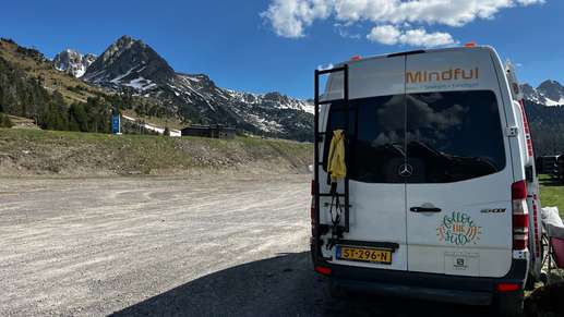 Einem Ort wurde ein Foto hinzugefügt