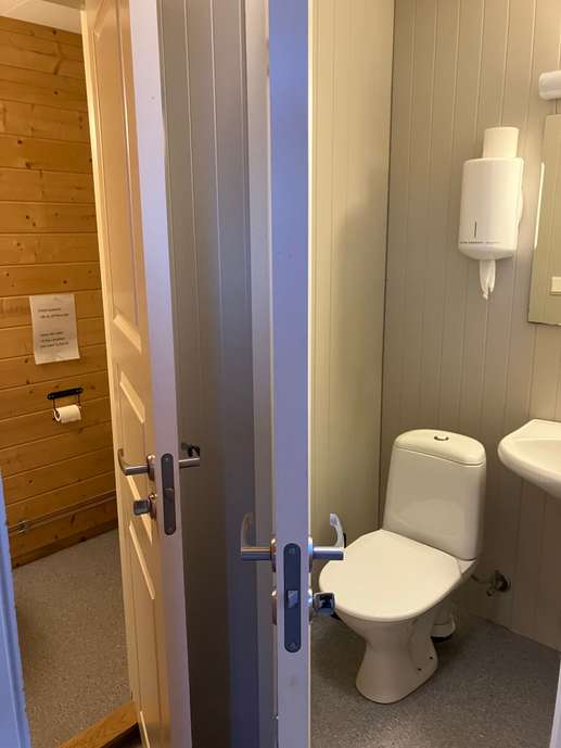 Einem Ort wurde ein Foto hinzugefügt