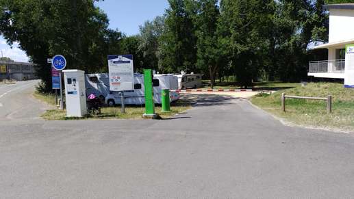 Added a photo to a location