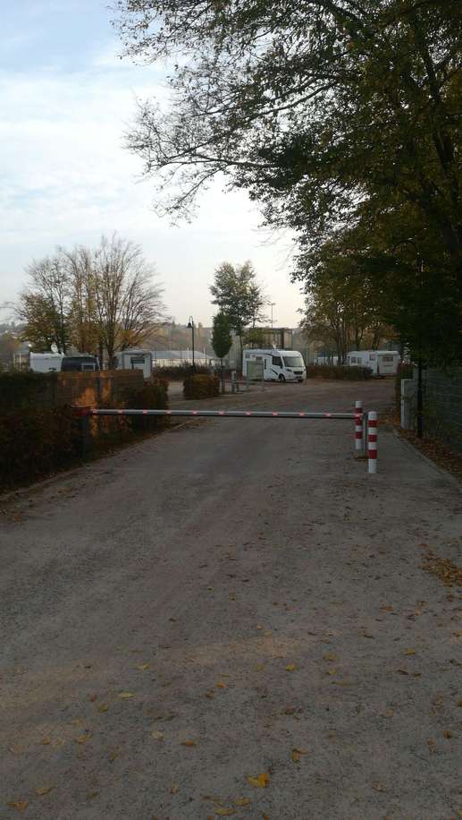 Einem Ort wurde ein Foto hinzugefügt