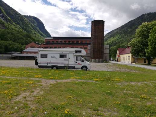 Added a photo to a location
