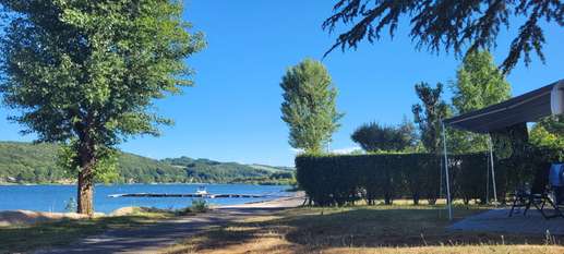 Added a photo to a location