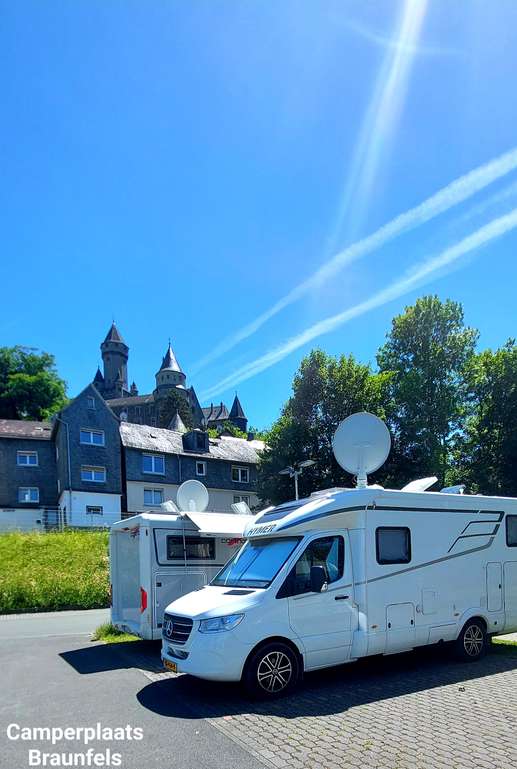 Einem Ort wurde ein Foto hinzugefügt