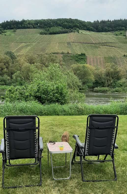 Einem Ort wurde ein Foto hinzugefügt