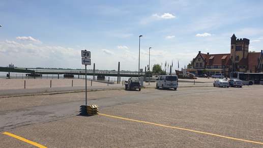 Added a photo to a location
