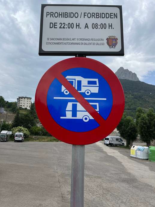 Einem Ort wurde ein Foto hinzugefügt