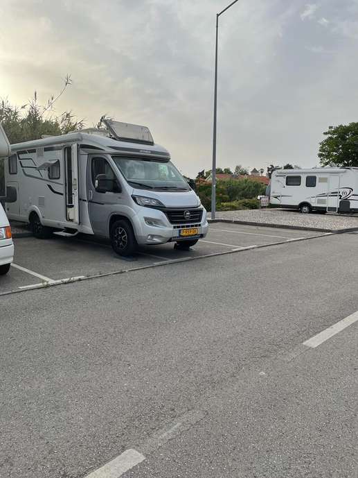 Einem Ort wurde ein Foto hinzugefügt