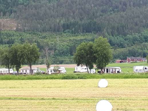Einem Ort wurde ein Foto hinzugefügt