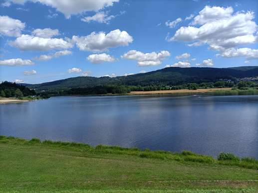 Added a photo to a location