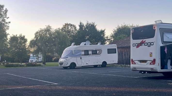 Camping Car Park Mantenay-Montlin