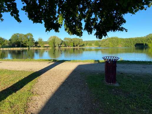 Added a photo to a location