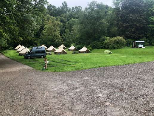 Einem Ort wurde ein Foto hinzugefügt