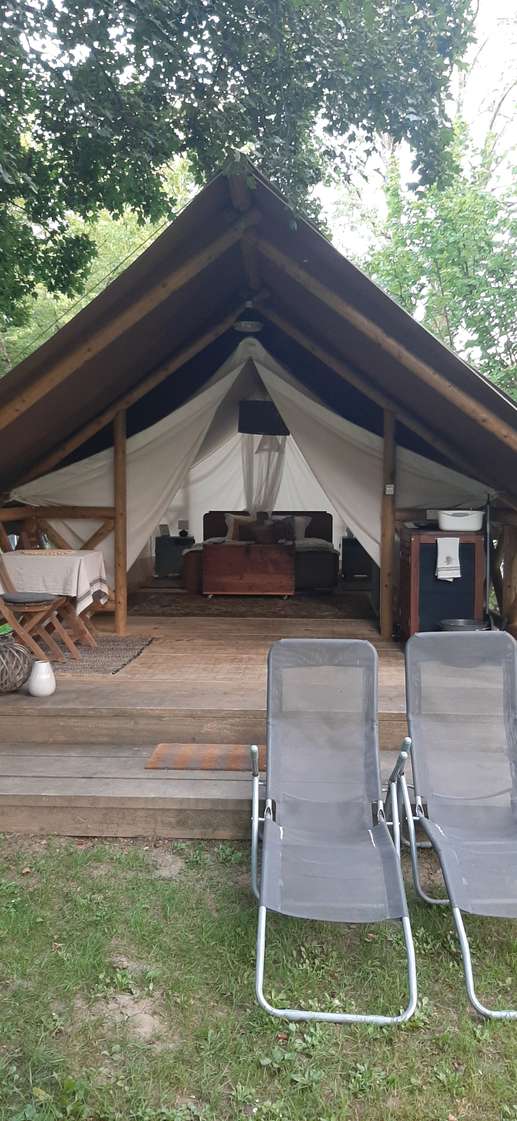 Een foto toegevoegd aan een locatie