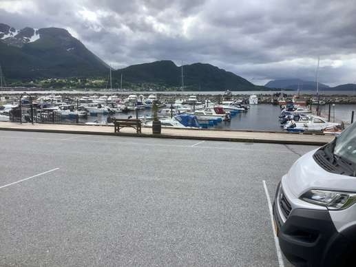 Added a photo to a location