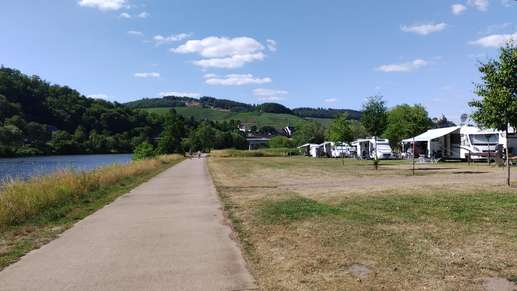 Added a photo to a location