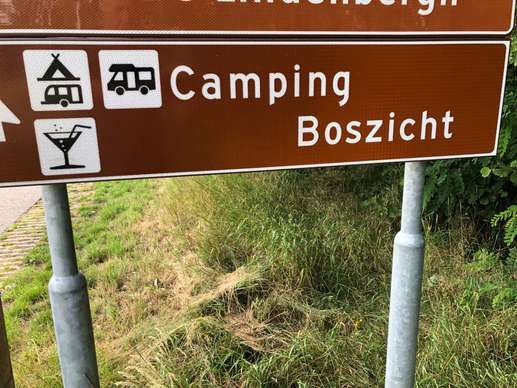 Einem Ort wurde ein Foto hinzugefügt