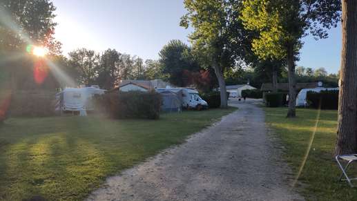 Einem Ort wurde ein Foto hinzugefügt