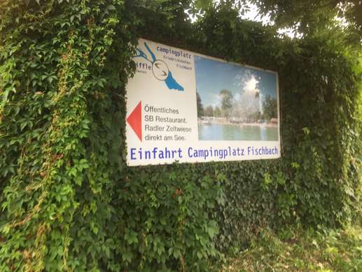 Einem Ort wurde ein Foto hinzugefügt