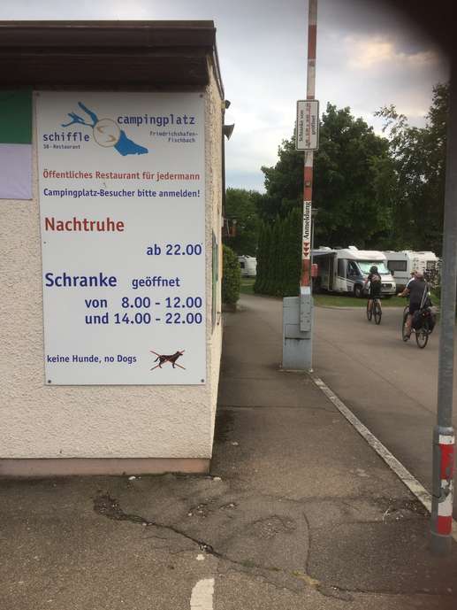 Einem Ort wurde ein Foto hinzugefügt