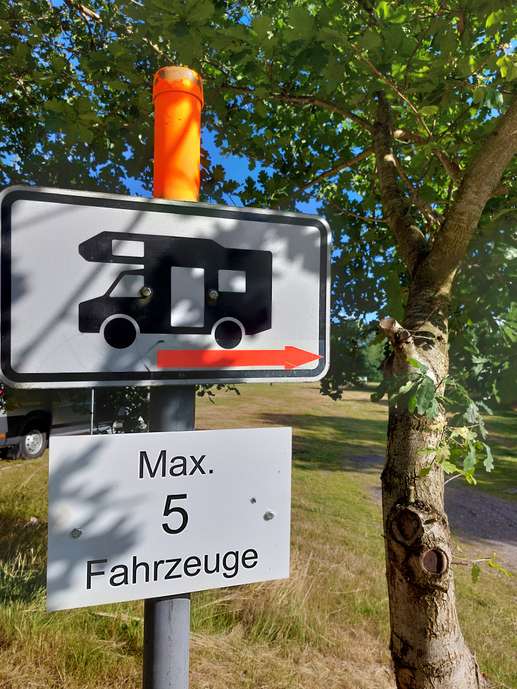 Einem Ort wurde ein Foto hinzugefügt