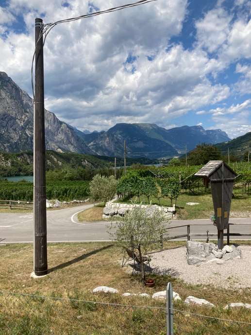Einem Ort wurde ein Foto hinzugefügt