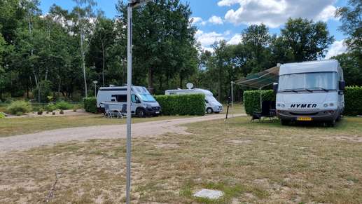 Einem Ort wurde ein Foto hinzugefügt